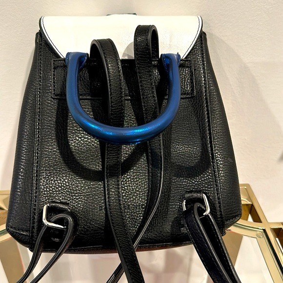 Harry Potter Ravenclaw Mini-Backpack - Picture 4 of 4